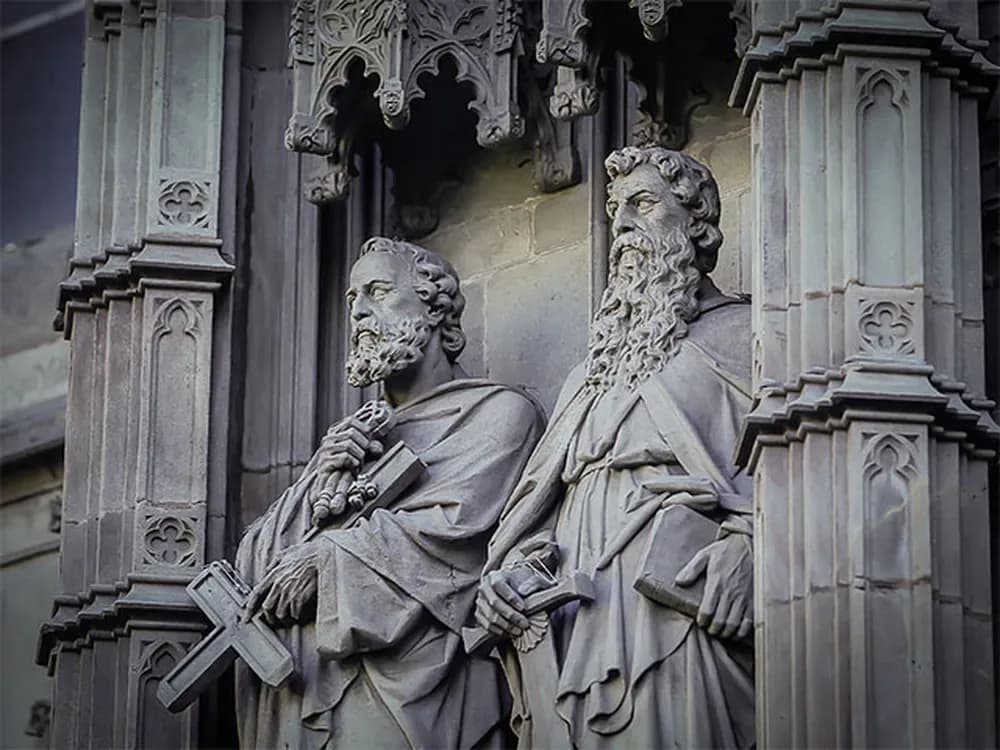 São Pedro e São Paulo, as duas colunas da Igreja